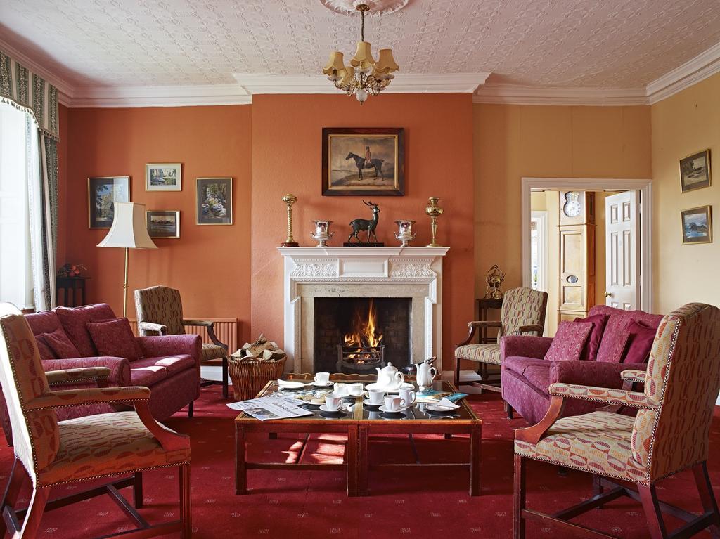 Corse Lawn House Hotel エクステリア 写真