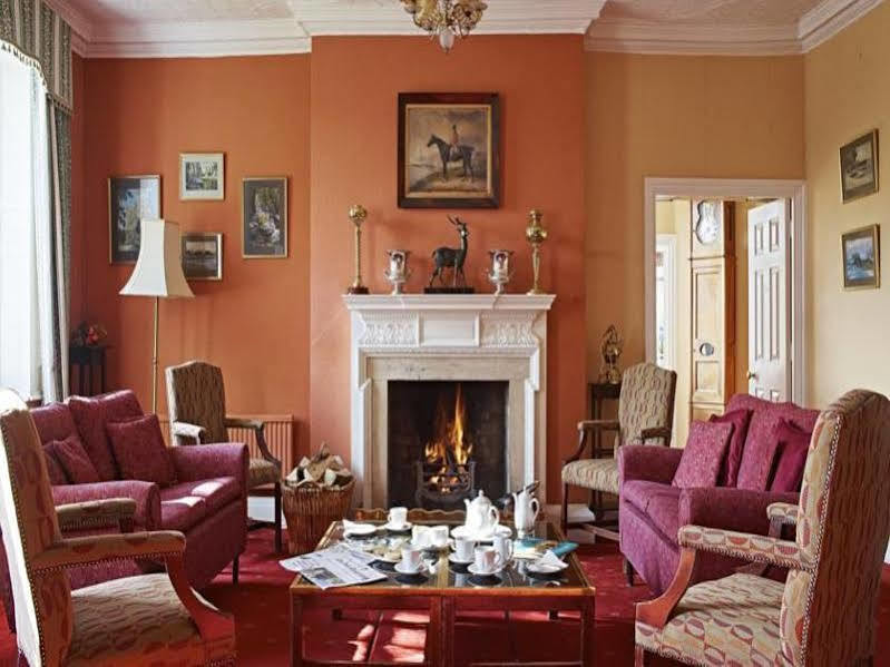 Corse Lawn House Hotel エクステリア 写真