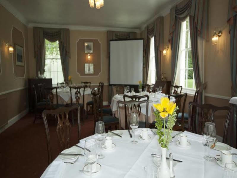 Corse Lawn House Hotel エクステリア 写真