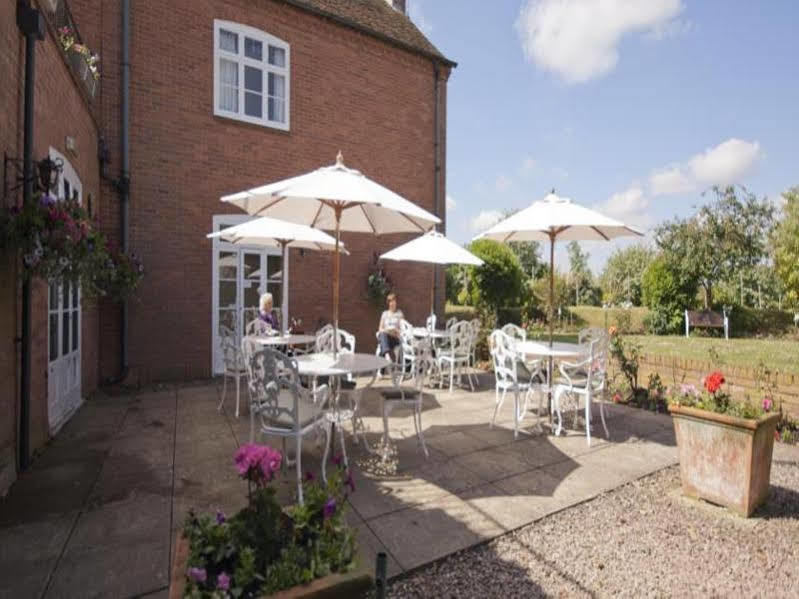 Corse Lawn House Hotel エクステリア 写真