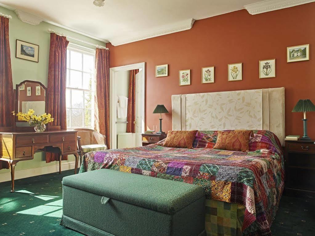 Corse Lawn House Hotel エクステリア 写真